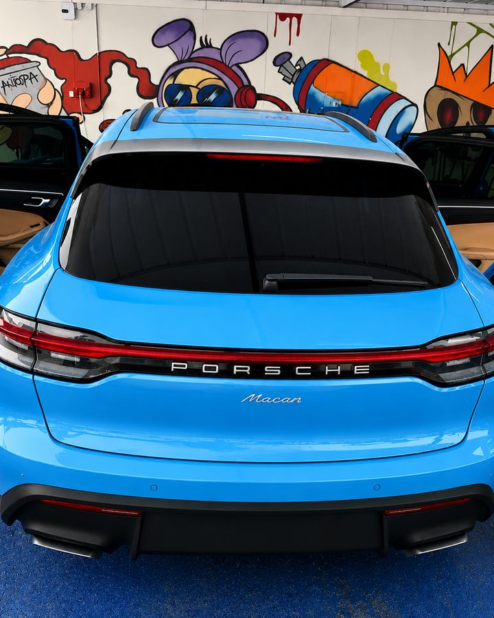 פורשה מקאן אחרי טיפול ב-Royal Auto Spa — נוצצת ומבריקה